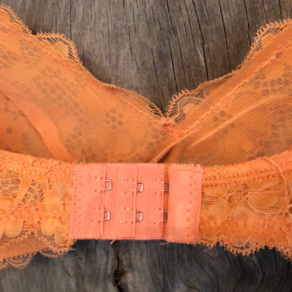 Anemone Allover Lace Mesh Lightly Lined Bra in Peachy Orange Size S/M - Picture 7 of 11